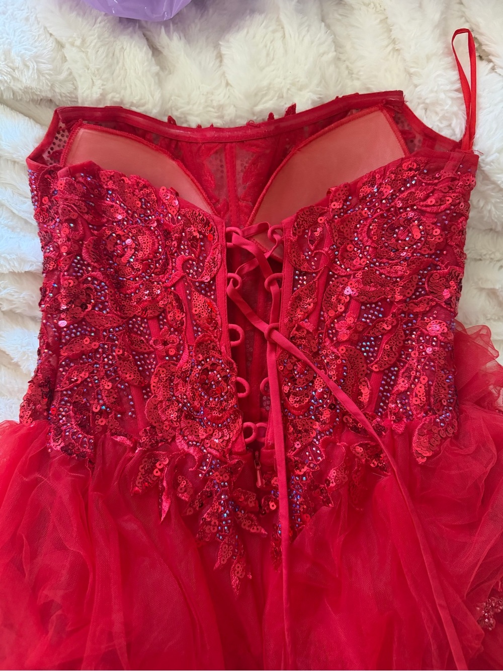 Glamorous Red Tiered Tulle Prom Gown with Sequin Bodice - Picture 5 of 6